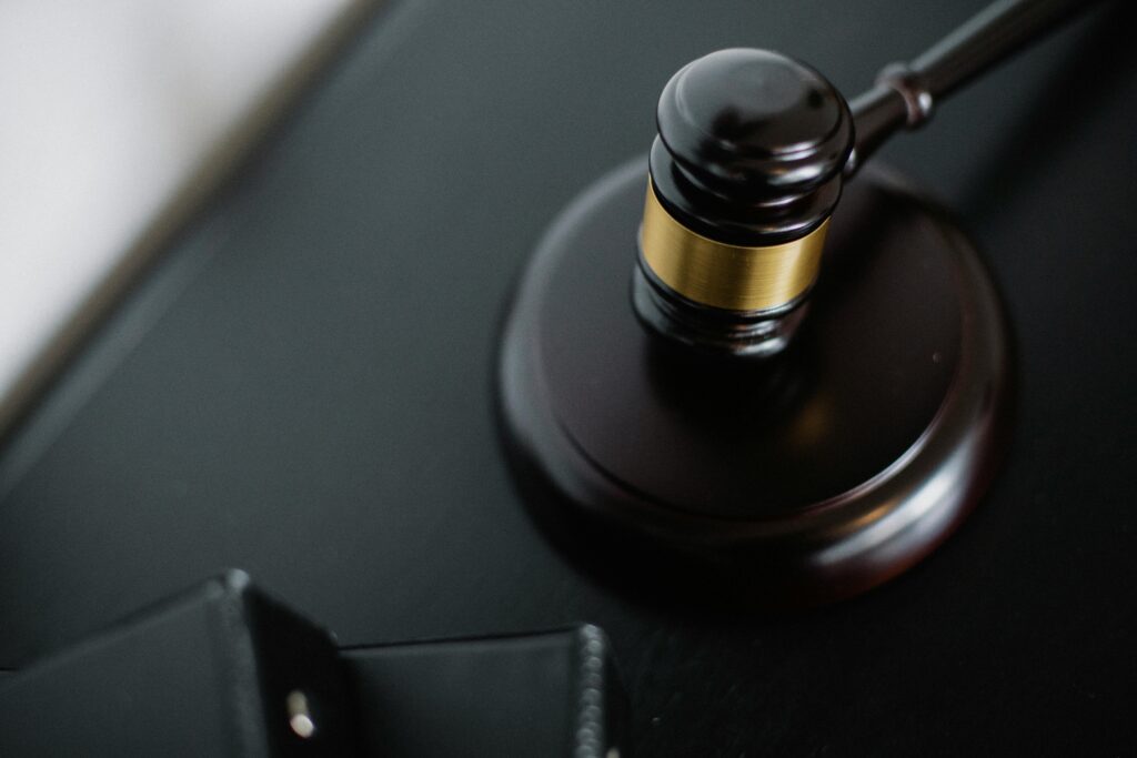 Courtroom symbolising legal reform, reflecting the Labour government's Immigration White Paper proposals to tighten UK migration rules and settlement pathways